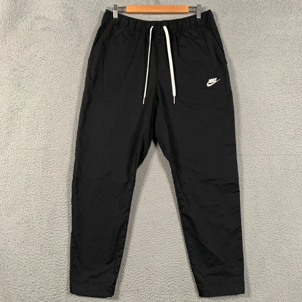 Nike Club Woven Pants Men's Large L Black Tapered Leg Athletic Sportswear Casual